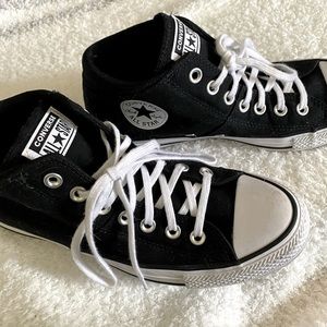 Mid-hi Converse 8.5 Womens